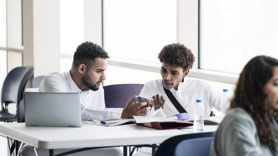 Digital Support Young Males