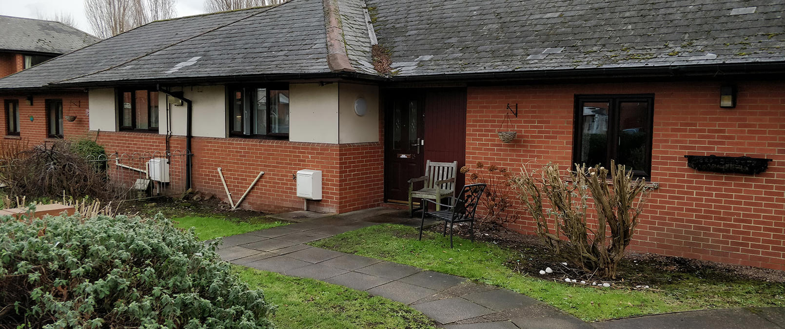 Palmwood Court Building And Garden Area Palmwood Court Building And Garden Area