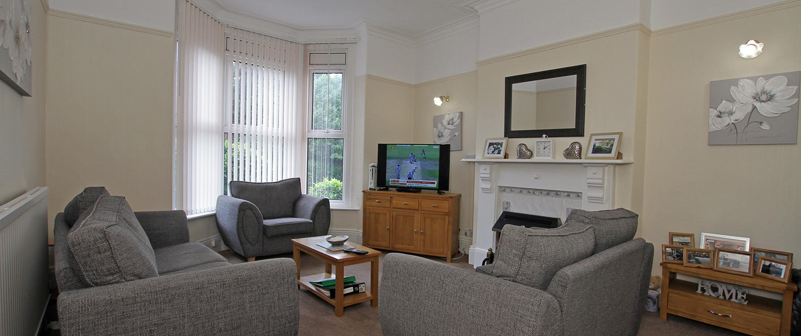 69 Watson Road Lounge 69 Watson Road Lounge