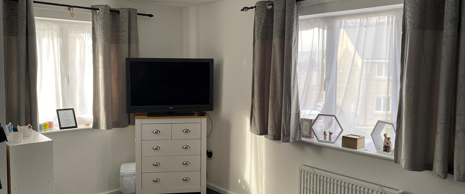 Main bedroom Main bedroom