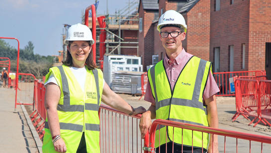 Mayor Claire with Paul Moat (1)
