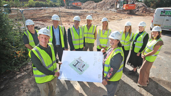 Partners meet onsite